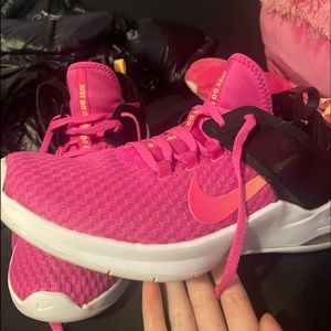 Nike Woman's Air Max Bella TR2 shoes